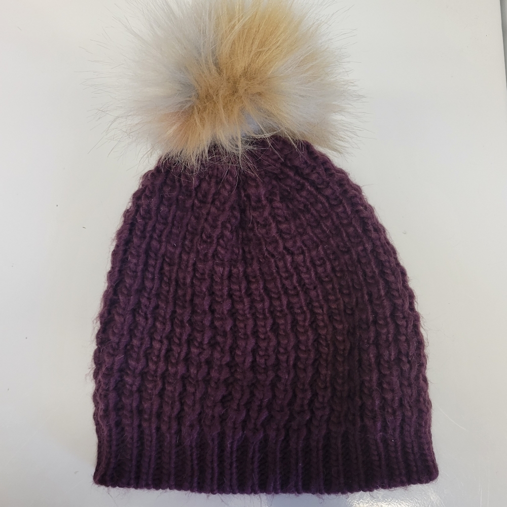 Maroon beanie